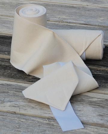 Flannel Wraps Overlocked Edges - 16 Ft