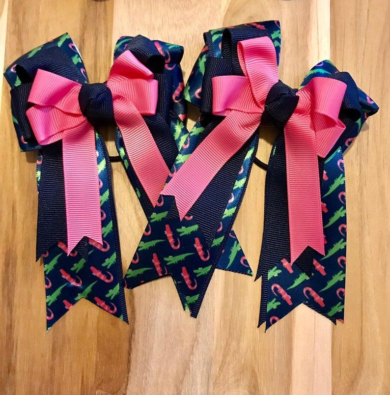 Navy & Pink Alligators Show Bows