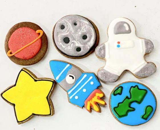 Spaced Out Snaks