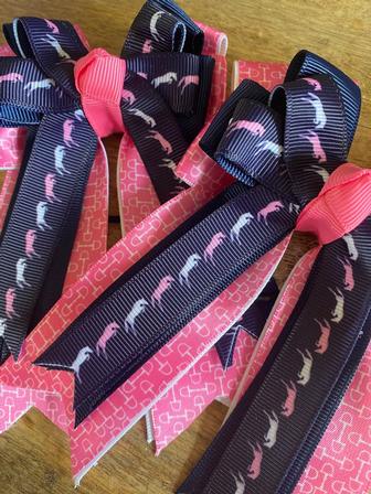 White & Pink Snaffle Bit Bows