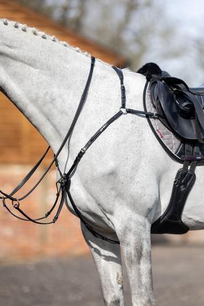 Breastplate with Running Martingale Attachment
