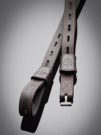 Vector Close Contact Stirrup Leathers BROWN