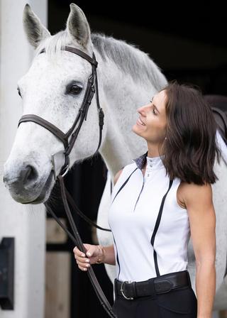 Affinity Sleeveless Show Shirt