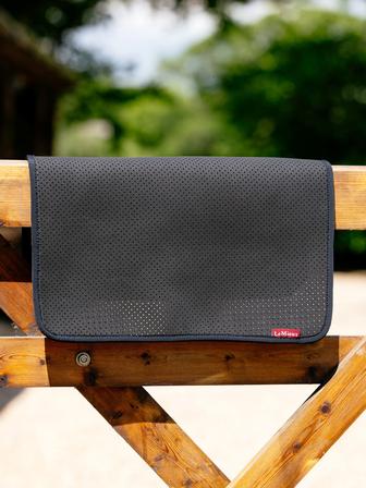 Non-Slip Square Half Pad