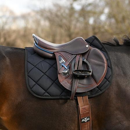 Close Contact Saddle Pad