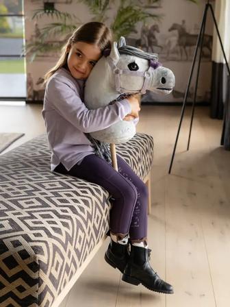 Hobby Horse | Earl