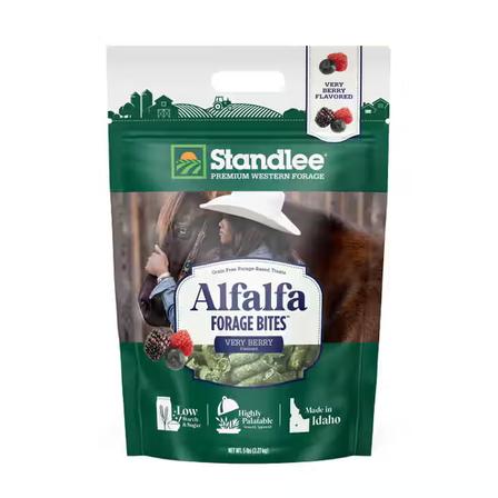 Alfalfa Forage Bites | Very Berry Flavored Horse Treats