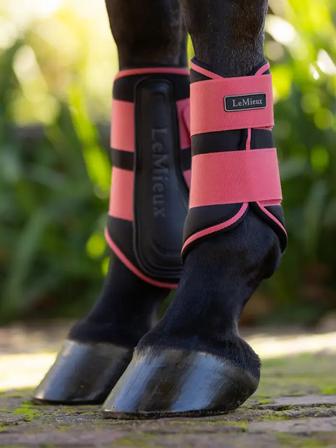 Grafter Brushing Boot