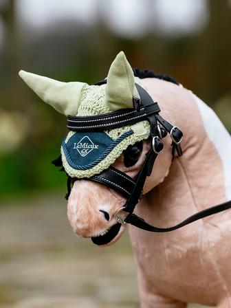 Toy Pony Fly Hood | Macaron