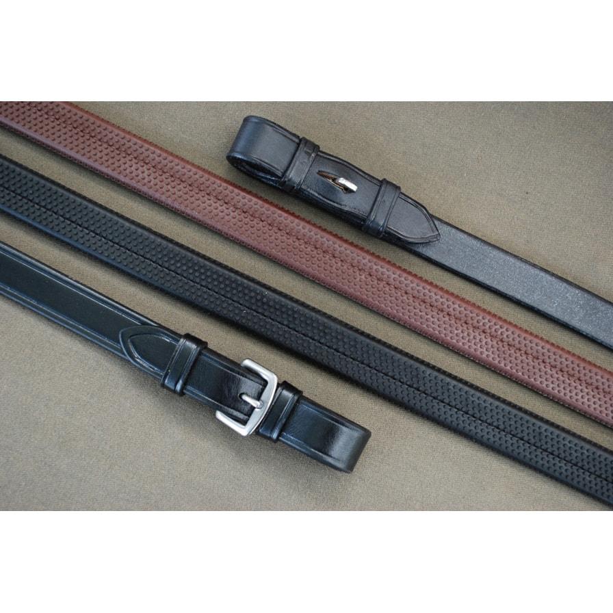 Black Oak Rubber Reins With Buckle Ends