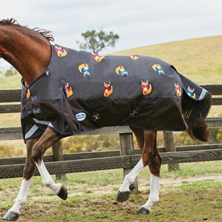 Weatherbeeta Comfitec Plus Dynamic Standard Neck Medium Weight Turnout Blanket