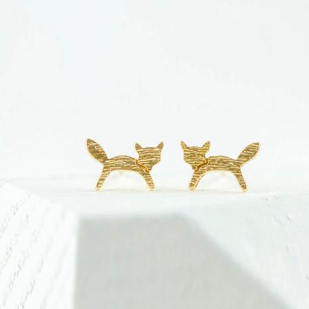 Foxy Studs