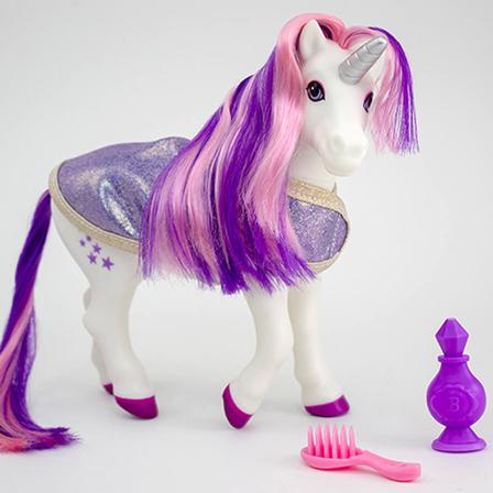 Luna - Bath Time Unicorn