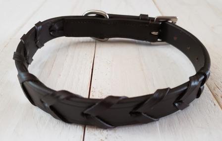 The Hickstead Collection: Laced Dog Collar HAVANA