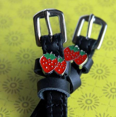 Berry Sweet Spur Straps